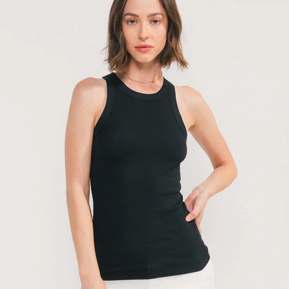 Spring Refresh 🌸 
Easy Standard Rib Fitted Racer Tank